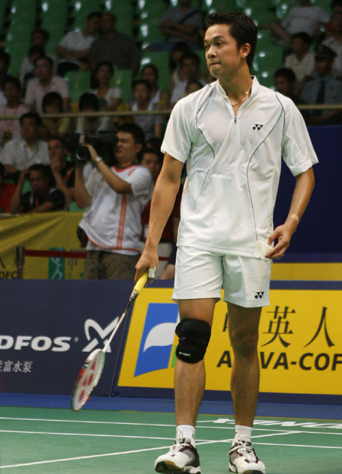 印尼羽毛球队碾压日本羽毛球队，陶菲克完成帽子戏法