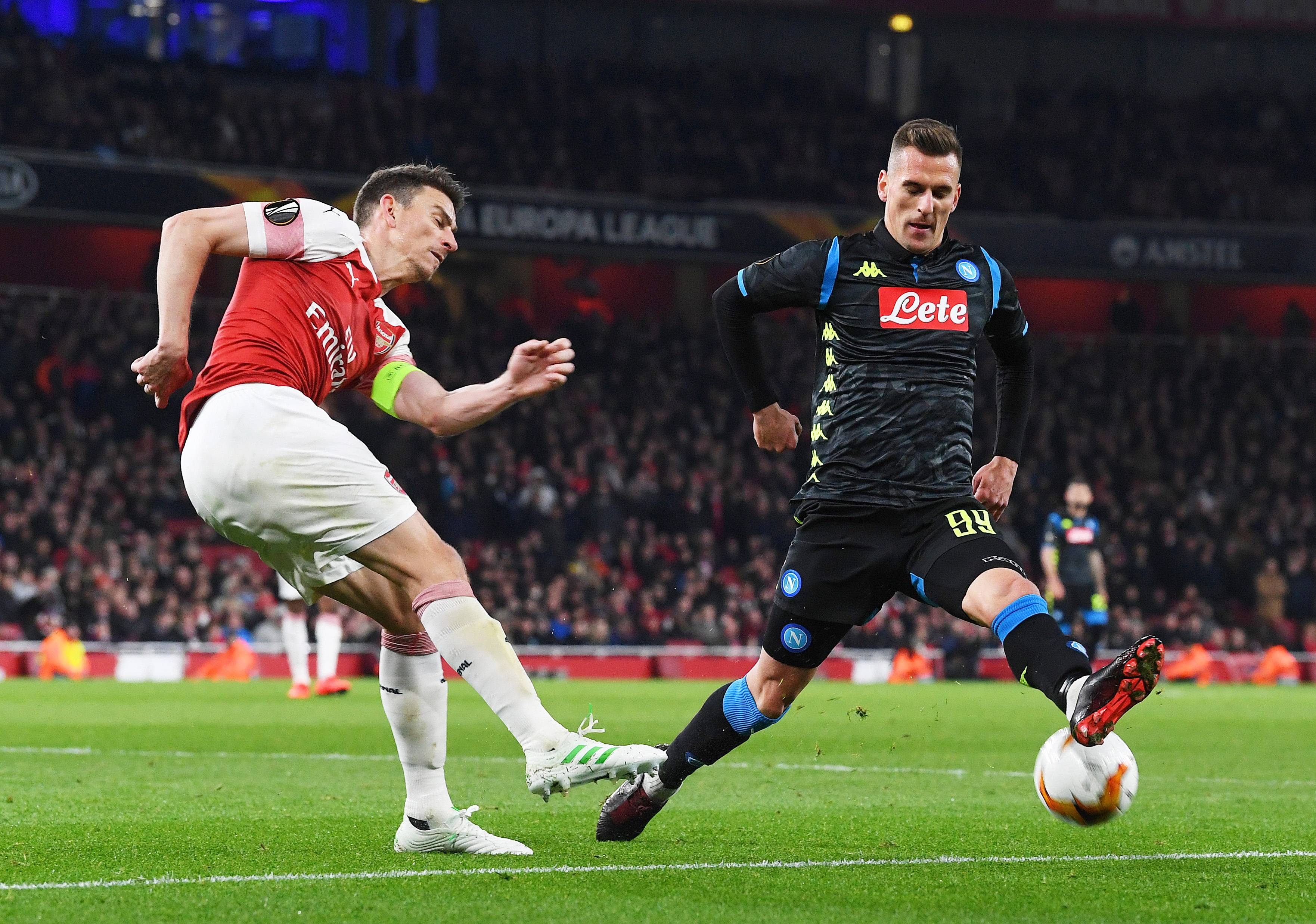 拜仁绝杀塞维利亚，佩德里打破历史纪录