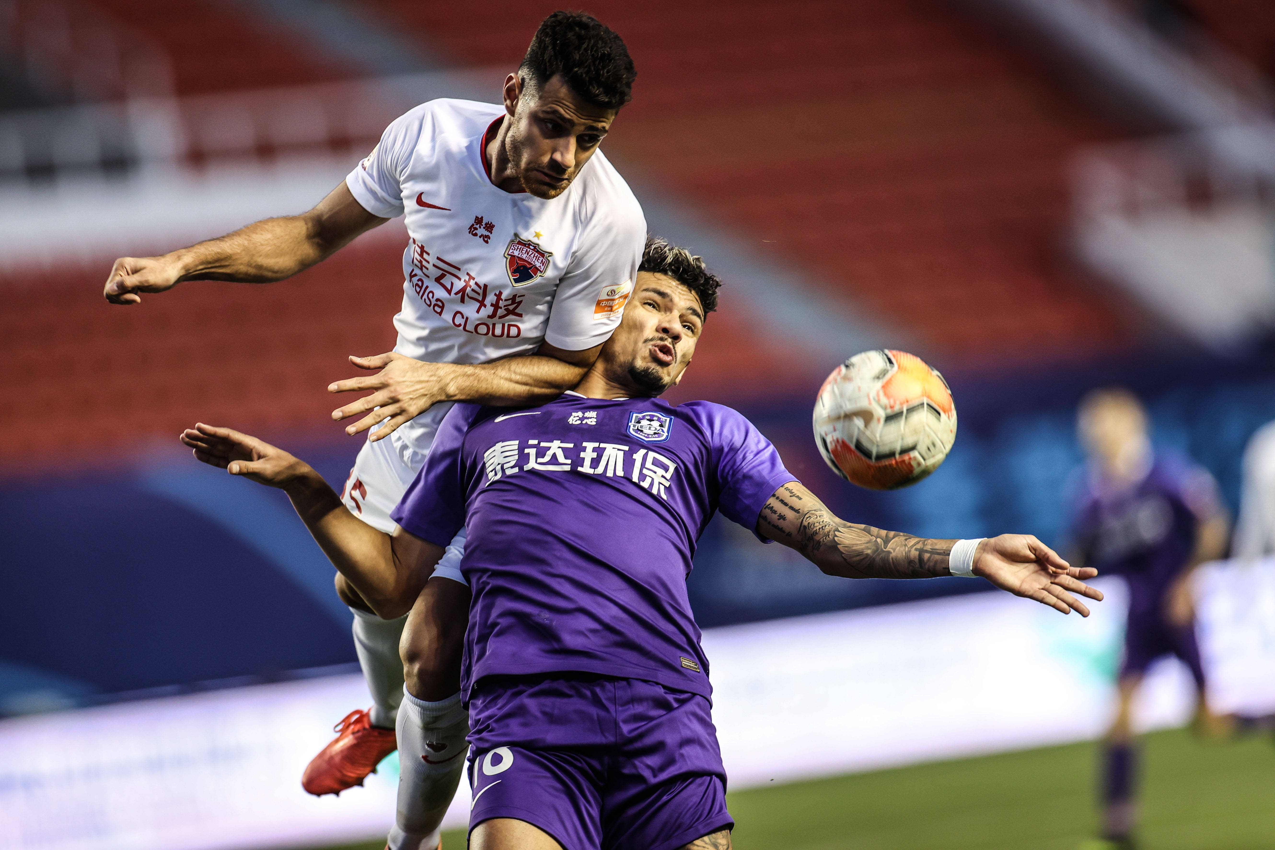 天津泰达球队备战策略调整，迎战对手